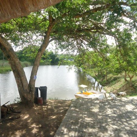 Noma-Nini Lodge White River Exterior photo