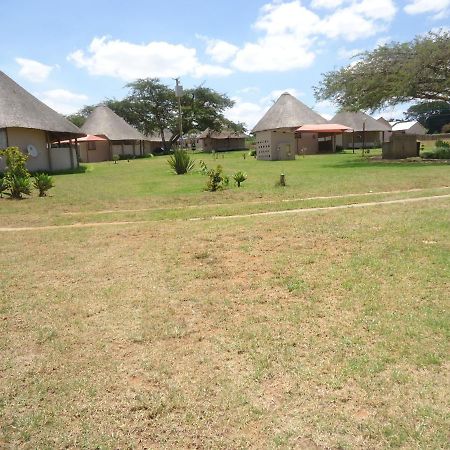 Noma-Nini Lodge White River Exterior photo